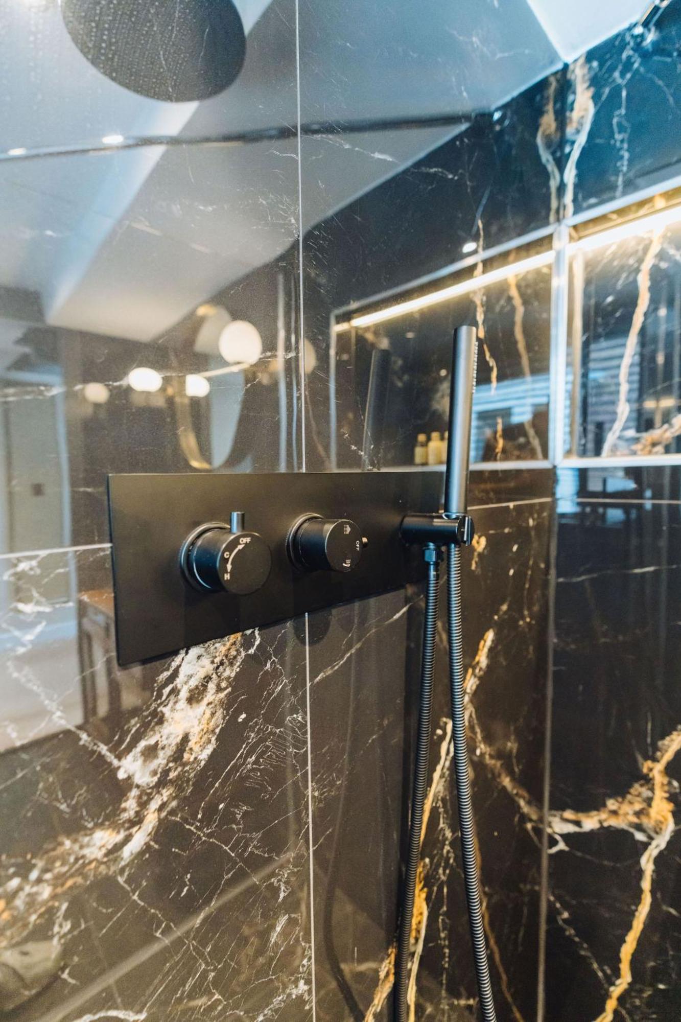 הארלם Lok Historics Luxury Art-Inspired Loft In Historic City Centre! מראה חיצוני תמונה